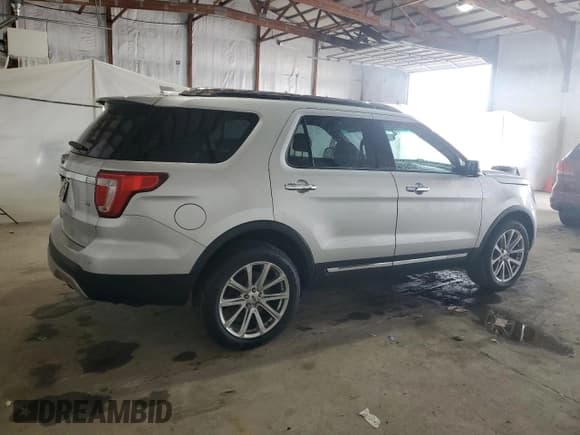 ✅ 2016 Ford Explorer Limited • VIN: 1FM5K8F80GGA88265 • Lot: 55827015. Wystawiony na Copart z przebiegiem 139 170 mil. Bezpłatny archiwum sprzedaży aukcyjnych z USA i szczegółowy raport historii pojazdu na DreamBid. Zdjęcie 3.