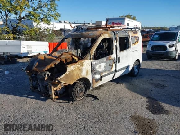 ✅ 2022 Ram ProMaster City Cargo Tradesman • VIN: ZFBHRFAB8N6Y26579 • Lot: 40628796. Wystawiony na IAAI z przebiegiem Nie podano. Bezpłatny archiwum sprzedaży aukcyjnych z USA i szczegółowy raport historii pojazdu na DreamBid. Zdjęcie 2.