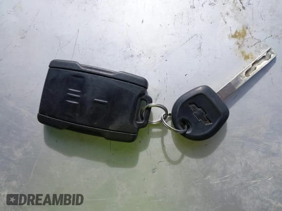 ✅ 2019 Chevrolet Silverado 1500 Work Truck • VIN: 3GCNWAEH9KG310316 • Lot: 43592243. Wystawiony na IAAI z przebiegiem 88 966 mil. Bezpłatny archiwum sprzedaży aukcyjnych z USA i szczegółowy raport historii pojazdu na DreamBid. Zdjęcie 11.