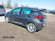 ✅ 2021 Chevrolet Bolt EV LT • VIN: 1G1FY6S04M4107806 • Lot: 41767562. Wystawiony na IAAI z przebiegiem 43 415 mil. Bezpłatny archiwum sprzedaży aukcyjnych z USA i szczegółowy raport historii pojazdu na DreamBid. Zdjęcie 3.