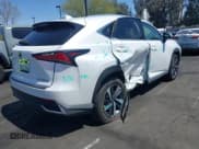✅ 2020 Lexus NX 300h • VIN: JTJGJRDZ4L5000855 • Lot: 41989517. Wystawiony na IAAI z przebiegiem 72 182 mil. Bezpłatny archiwum sprzedaży aukcyjnych z USA i szczegółowy raport historii pojazdu na DreamBid. Zdjęcie 4.