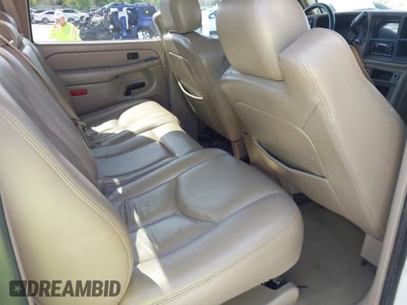 ✅ 2007 Chevrolet Silverado 2500HD LT1 • VIN: 1GCHK23DX7F163320 • Lot: 41982883. Listed on IAAI with 238,801 mi. Free auction sales archive from the USA and detailed vehicle history report at DreamBid. Image 8.