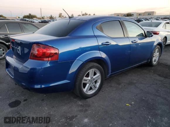 ✅ 2012 Dodge Avenger SXT • VIN: 1C3CDZCB0CN148518 • Лот: 89165665. Опубликован ранее на Copart с пробегом 231 789 миль. Бесплатный доступ к архиву аукционных продаж из США и подробный отчёт об истории автомобиля на DreamBid. Изображение 3.