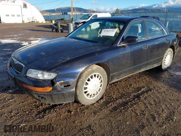 ✅ 1995 Mazda Millenia S • VIN: JM1TA2224S1110552 • Lot: 43565296. Wystawiony na IAAI z przebiegiem 186 825 mil. Bezpłatny archiwum sprzedaży aukcyjnych z USA i szczegółowy raport historii pojazdu na DreamBid. Zdjęcie 6.
