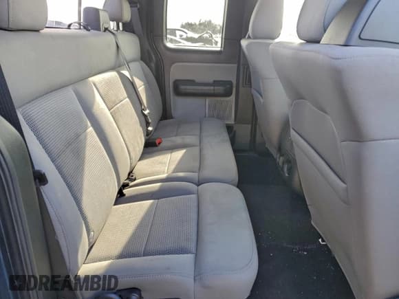 ✅ 2004 Ford F-150 XLT • VIN: 1FTPX14524KD95430 • Lot: 95490535. Wystawiony na Copart z przebiegiem 170 542 mil. Bezpłatny archiwum sprzedaży aukcyjnych z USA i szczegółowy raport historii pojazdu na DreamBid. Zdjęcie 10.