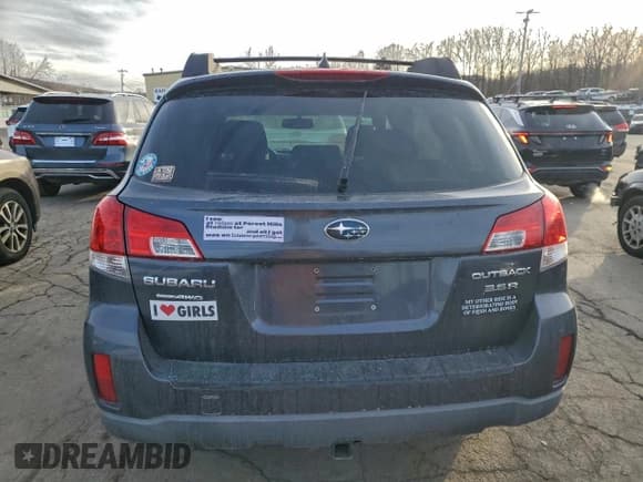 ✅ 2012 Subaru Outback Limited • VIN: 4S4BRDKC0C2210597 • Лот: 91958405. Опубликован ранее на Copart с пробегом 173 165 миль. Бесплатный доступ к архиву аукционных продаж из США и подробный отчёт об истории автомобиля на DreamBid. Изображение 6.