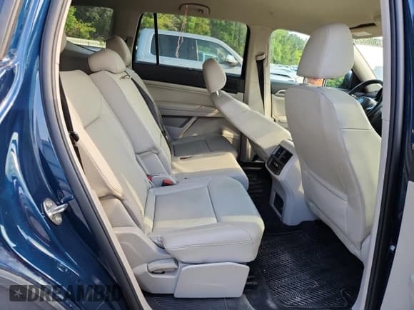 ✅ 2021 Volkswagen Atlas SE • VIN: 1V2DP2CAXMC528631 • Лот: 81306825. Опубликован ранее на Copart с пробегом 109 391 миль. Бесплатный доступ к архиву аукционных продаж из США и подробный отчёт об истории автомобиля на DreamBid. Изображение 11.