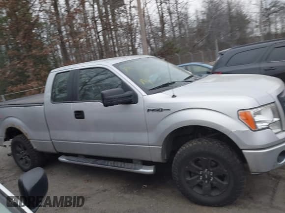 ✅ 2011 Ford F-150 FX4 • VIN: 1FTFX1EF0BKE21135 • Lot: 43903412. Listed on IAAI with 144,109 mi. Free auction sales archive from the USA and detailed vehicle history report at DreamBid. Image 13.