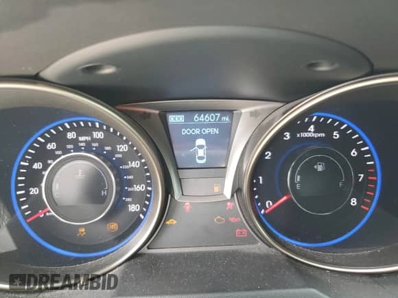 2015 Hyundai Genesis Coupe Ultimate z VIN KMHHU6KJ9FU128038, wystawiony jako Copart lot #64824405 z przebiegiem 64 607 mil mil oraz Szkoda całkowita • Salvage title. Historia ofert i sprzedaży dostępna na DreamBid. Obrazek 9.