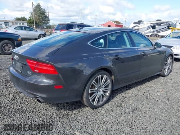 ✅ 2012 Audi A7 Prestige • VIN: WAU2GAFC0CN073224 • Лот: 41942757. Опубликован ранее на IAAI с пробегом 98 509 миль. Бесплатный доступ к архиву аукционных продаж из США и подробный отчёт об истории автомобиля на DreamBid. Изображение 4.