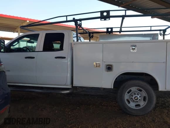✅ 2015 Chevrolet Silverado 2500HD Work Truck • VIN: 1GB2CUEG1FZ519337 • Lot: 43461181. Listed on IAAI with 246,273 mi. Free auction sales archive from the USA and detailed vehicle history report at DreamBid. Image 14.