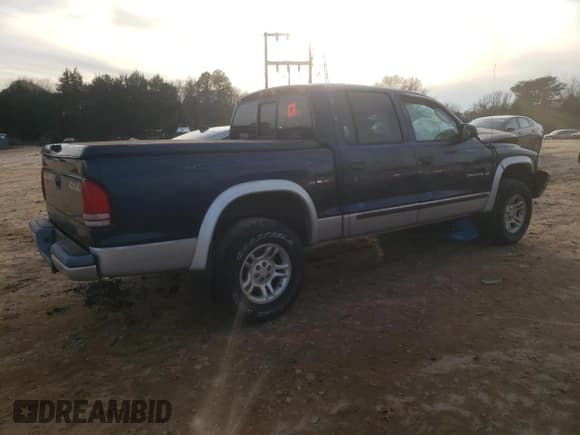 ✅ 2002 Dodge Dakota SLT • VIN: 1B7HG48N62S652764 • Lot: 85219384. Wystawiony na Copart z przebiegiem Nie podano. Bezpłatny archiwum sprzedaży aukcyjnych z USA i szczegółowy raport historii pojazdu na DreamBid. Zdjęcie 3.