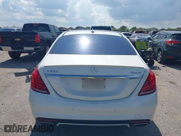 ✅ 2016 Mercedes-Benz S 550 • VIN: WDDUG8FBXGA210765 • Lot: 42966321. Wystawiony na IAAI z przebiegiem 93 831 mil. Bezpłatny archiwum sprzedaży aukcyjnych z USA i szczegółowy raport historii pojazdu na DreamBid. Zdjęcie 15.