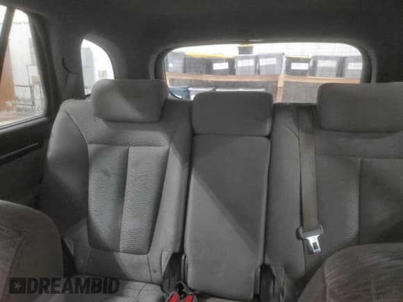 ✅ 2009 Hyundai Santa Fe GLS • VIN: 5NMSG13D29H256596 • Lot: 87935605. Listed on Copart with 185,075 mi. Free auction sales archive from the USA and detailed vehicle history report at DreamBid. Image 10.