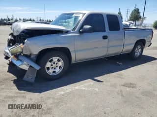 2007 Chevrolet Silverado 1500 LT1 with VIN 1GCEC19V67Z204907, listed as a Copart auction lot 64864895 with 245,722 mi miles and Salvage title. Bid and sale history available at DreamBid. Image 1.
