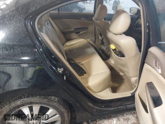 ✅ 2010 Honda Accord LX • VIN: 1HGCP2F34AA077974 • Lot: 43546313. Listed on IAAI with 180,101 mi. Free auction sales archive from the USA and detailed vehicle history report at DreamBid. Image 8.