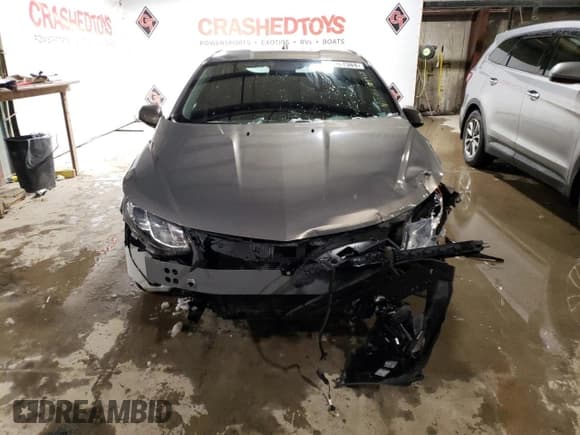 ✅ 2017 Chevrolet Volt LT • VIN: 1G1RC6S54HU209460 • Lot: 39062384. Wystawiony na Copart z przebiegiem 86 014 mil. Bezpłatny archiwum sprzedaży aukcyjnych z USA i szczegółowy raport historii pojazdu na DreamBid. Zdjęcie 5.