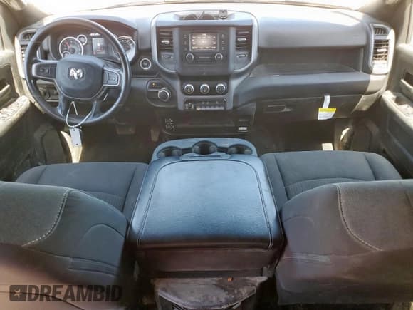 ✅ 2023 Ram 2500 Tradesman • VIN: 3C6UR5HJ4PG606562 • Lot: 64797515. Wystawiony na Copart z przebiegiem 101 739 mil. Bezpłatny archiwum sprzedaży aukcyjnych z USA i szczegółowy raport historii pojazdu na DreamBid. Zdjęcie 8.