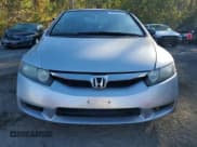 ✅ 2009 Honda Civic DX-G • VIN: 2HGFA16489H101594 • Lot: 84736935. Listed on Copart with 253,093 mi. Free auction sales archive from the USA and detailed vehicle history report at DreamBid. Image 5.