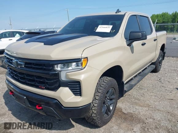 ✅ 2022 Chevrolet Silverado 1500 LT Trail Boss • VIN: 3GCUDFED1NG683382 • Lot: 42166832. Wystawiony na IAAI z przebiegiem 66 053 mil. Bezpłatny archiwum sprzedaży aukcyjnych z USA i szczegółowy raport historii pojazdu na DreamBid. Zdjęcie 2.