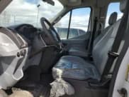 ✅ 2015 Ford Transit XL • VIN: 1FMZK1CM0FKA95478 • Lot: 53016525. Wystawiony na Copart z przebiegiem 207 278 mil. Bezpłatny archiwum sprzedaży aukcyjnych z USA i szczegółowy raport historii pojazdu na DreamBid. Zdjęcie 7.