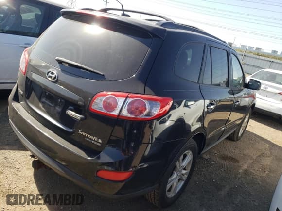 ✅ 2010 Hyundai Santa Fe Limited • VIN: 5NMSKDAG2AH371281 • Lot: 70709854. Listed on Copart with 234,359 mi. Free auction sales archive from the USA and detailed vehicle history report at DreamBid. Image 3.