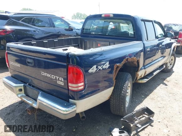 ✅ 2004 Dodge Dakota SLT • VIN: 1D7HG48N94S643579 • Lot: 42457885. Listed on IAAI with 165,445 mi. Free auction sales archive from the USA and detailed vehicle history report at DreamBid. Image 4.