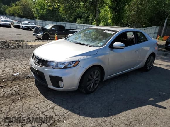 ✅ 2012 Kia Forte SX • VIN: KNAFW6A38C5642233 • Lot: 60568565. Wystawiony na Copart z przebiegiem 93 874 mil. Bezpłatny archiwum sprzedaży aukcyjnych z USA i szczegółowy raport historii pojazdu na DreamBid. Zdjęcie 1.