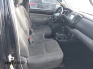 ✅ 2013 Toyota Tacoma • VIN: 5TFNX4CN9DX025525 • Lot: 43772381. Wystawiony na IAAI z przebiegiem 188 465 mil. Bezpłatny archiwum sprzedaży aukcyjnych z USA i szczegółowy raport historii pojazdu na DreamBid. Zdjęcie 5.