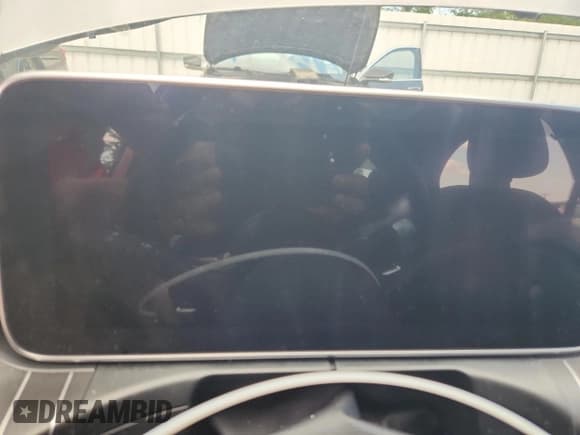 ✅ 2024 Mercedes-Benz C 300 • VIN: W1KAF4HB0RR185990 • Lot: 68674795. Wystawiony na Copart z przebiegiem Nie podano. Bezpłatny archiwum sprzedaży aukcyjnych z USA i szczegółowy raport historii pojazdu na DreamBid. Zdjęcie 9.