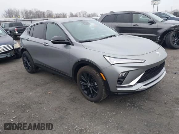 ✅ 2024 Buick Envista Sport Touring • VIN: KL47LBE26RB189468 • Lot: 41512695. Listed on IAAI with 9,109 mi. Free auction sales archive from the USA and detailed vehicle history report at DreamBid. Image 1.