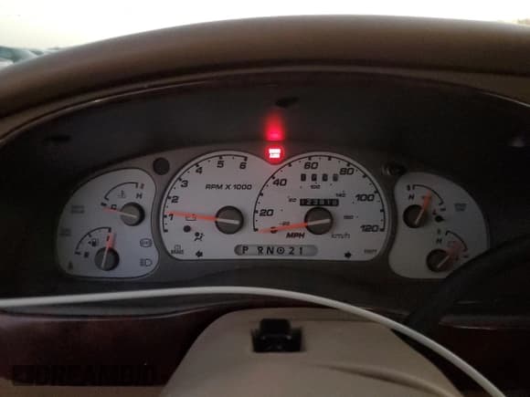 ✅ 2001 Ford Explorer Sport • VIN: 1FMYU60E11UA67959 • Лот: 90694665. Опубликован ранее на Copart с пробегом 123 818 миль. Бесплатный доступ к архиву аукционных продаж из США и подробный отчёт об истории автомобиля на DreamBid. Изображение 9.