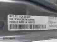 2021 Jeep Compass 80th Anniversary z VIN 3C4NJCEB7MT596909, wystawiony jako IAAI lot #41376547 z przebiegiem 54 058 mil mil oraz . Historia ofert i sprzedaży dostępna na DreamBid. Obrazek 9.