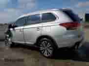 ✅ 2020 Mitsubishi Outlander SE • VIN: JA4AD3A37LZ021182 • Lot: 68021275. Wystawiony na Copart z przebiegiem 333 333 mil. Bezpłatny archiwum sprzedaży aukcyjnych z USA i szczegółowy raport historii pojazdu na DreamBid. Zdjęcie 2.