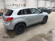 ✅ 2017 Mitsubishi Outlander ES • VIN: JA4AP3AU2HZ032372 • Lot: 41976700. Listed on IAAI with 87,827 mi. Free auction sales archive from the USA and detailed vehicle history report at DreamBid. Image 4.