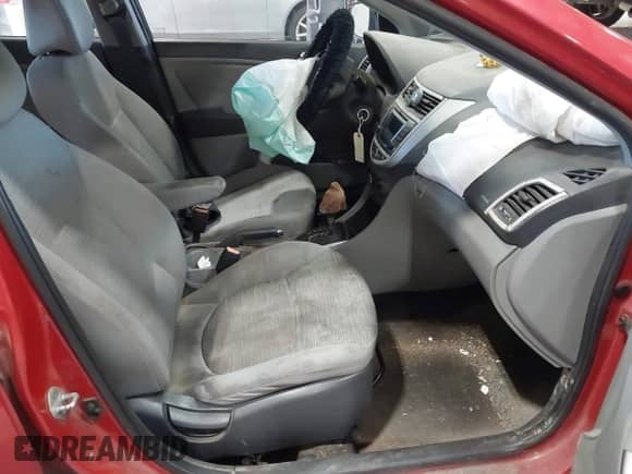 2016 Hyundai Accent SE с VIN KMHCT5AE4GU255728, выставлен на аукционе IAAI как лот 43262609 с пробегом 182 513 миль миль и . История ставок и продаж доступна на DreamBid. Изображение 5.