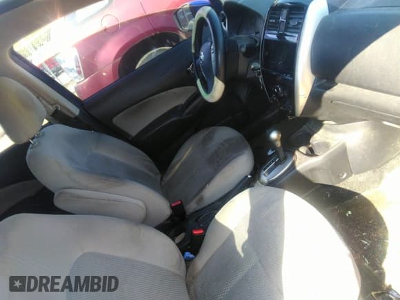 ✅ 2015 Nissan Note S • VIN: 3N1CE2CP2FL390830 • Lot: 42445769. Listed on IAAI with 140,591 mi. Free auction sales archive from the USA and detailed vehicle history report at DreamBid. Image 5.