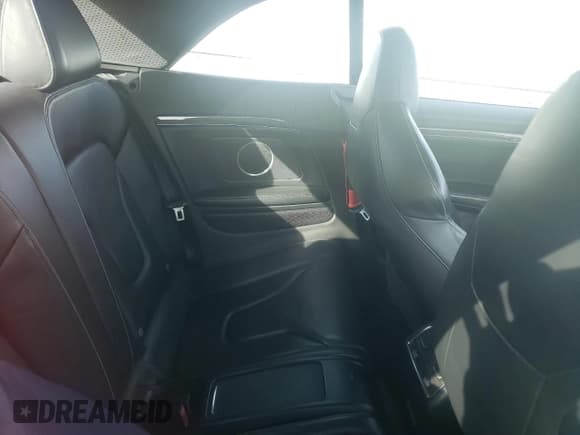 ✅ 2013 Audi RS 5 • VIN: WUAC6AFH6DN900122 • Lot: 89661335. Listed on Copart with 85,484 mi. Free auction sales archive from the USA and detailed vehicle history report at DreamBid. Image 10.