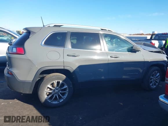 ✅ 2021 Jeep Cherokee Latitude Lux • VIN: 1C4PJLMX2MD103522 • Лот: 43630620. Опубликован ранее на IAAI с пробегом 60 653 миль. Бесплатный доступ к архиву аукционных продаж из США и подробный отчёт об истории автомобиля на DreamBid. Изображение 13.
