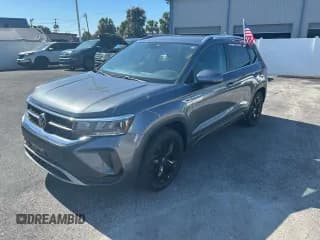 ✅ 2022 Volkswagen Taos SE • VIN: 3VVLX7B2XNM078694 • Lot: 93779645. Listed on Copart with 63,617 mi. Free auction sales archive from the USA and detailed vehicle history report at DreamBid. Image 2.