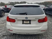 ✅ 2014 BMW 3 Series 328i xDrive • VIN: WBA3G7C55EKN36296 • Lot: 95411605. Wystawiony na Copart z przebiegiem 148 183 mil. Bezpłatny archiwum sprzedaży aukcyjnych z USA i szczegółowy raport historii pojazdu na DreamBid. Zdjęcie 6.