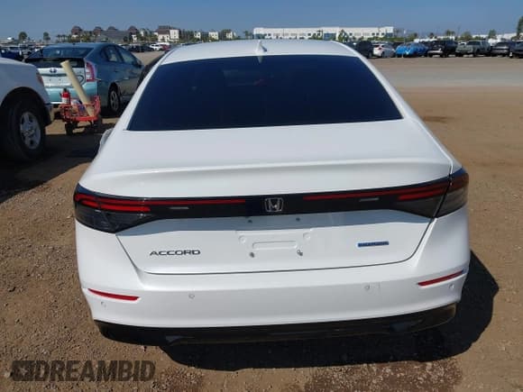 ✅ 2024 Honda Accord EX-L • VIN: 1HGCY2F69RA070702 • Lot: 43347008. Wystawiony na IAAI z przebiegiem 7 316 mil. Bezpłatny archiwum sprzedaży aukcyjnych z USA i szczegółowy raport historii pojazdu na DreamBid. Zdjęcie 16.