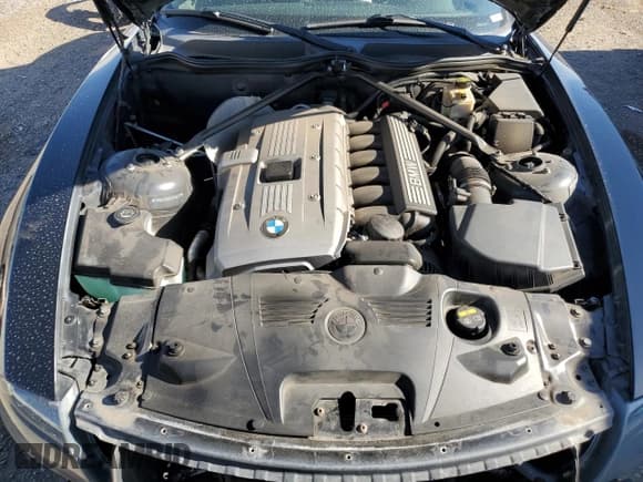 ✅ 2006 BMW Z4 3.0i • VIN: 4USBU33586LW59497 • Lot: 65856864. Wystawiony na Copart z przebiegiem 106 743 mil. Bezpłatny archiwum sprzedaży aukcyjnych z USA i szczegółowy raport historii pojazdu na DreamBid. Zdjęcie 11.