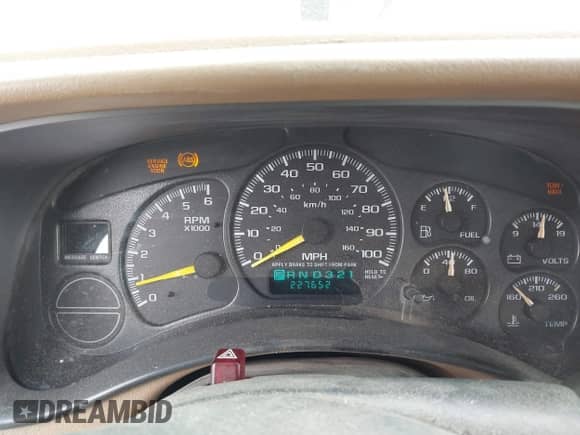 ✅ 2000 Chevrolet Silverado 2500 LS • VIN: 1GCGK29U4YE309544 • Lot: 42115349. Wystawiony na IAAI z przebiegiem 227 652 mil. Bezpłatny archiwum sprzedaży aukcyjnych z USA i szczegółowy raport historii pojazdu na DreamBid. Zdjęcie 7.