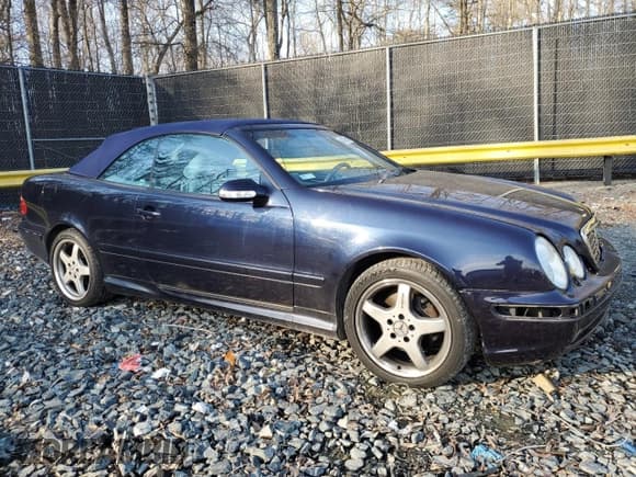 ✅ 2003 Mercedes-Benz CLK 430 • VIN: WDBLK70G53T133626 • Лот: 44135555. Опубликован ранее на Copart с пробегом 80 406 миль. Бесплатный доступ к архиву аукционных продаж из США и подробный отчёт об истории автомобиля на DreamBid. Изображение 4.