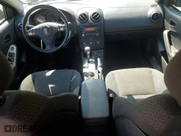 ✅ 2008 Pontiac G6 • VIN: 1G2ZG57B884277883 • Lot: 69088925. Wystawiony na Copart z przebiegiem 121 852 mil. Bezpłatny archiwum sprzedaży aukcyjnych z USA i szczegółowy raport historii pojazdu na DreamBid. Zdjęcie 8.