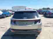 2023 Hyundai Tucson SEL z VIN 5NMJF3AE9PH241998, wystawiony jako IAAI lot #43051244 z przebiegiem 56 837 mil mil oraz . Historia ofert i sprzedaży dostępna na DreamBid. Obrazek 16.