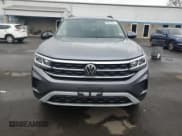 ✅ 2022 Volkswagen Atlas SE • VIN: 1V2KR2CA8NC533992 • Lot: 83814305. Wystawiony na Copart z przebiegiem 56 743 mil. Bezpłatny archiwum sprzedaży aukcyjnych z USA i szczegółowy raport historii pojazdu na DreamBid. Zdjęcie 5.