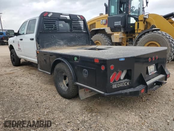 ✅ 2022 Ram 3500 Tradesman • VIN: 3C7WRTCLXNG408373 • Lot: 81469904. Listed on Copart with 104,362 mi. Free auction sales archive from the USA and detailed vehicle history report at DreamBid. Image 2.