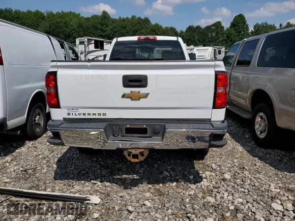 ✅ 2016 Chevrolet Silverado 2500HD Work Truck • VIN: 1GC2CUEG7GZ381946 • Lot: 61607575. Wystawiony na Copart z przebiegiem 126 098 mil. Bezpłatny archiwum sprzedaży aukcyjnych z USA i szczegółowy raport historii pojazdu na DreamBid. Zdjęcie 6.